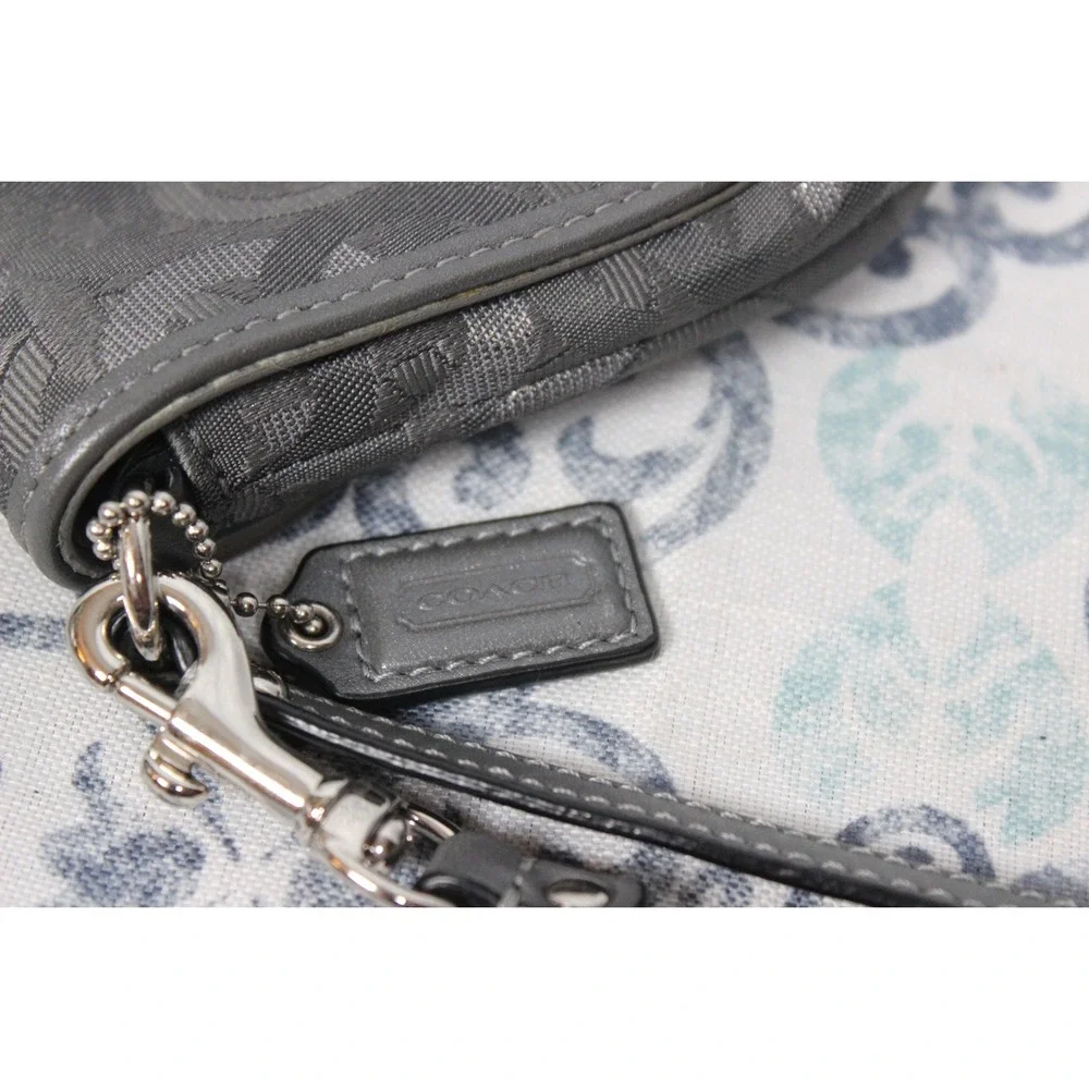 Coach Signature C Monogram Wristlet Clutch Gray Silver Metallic Leather Trim‎